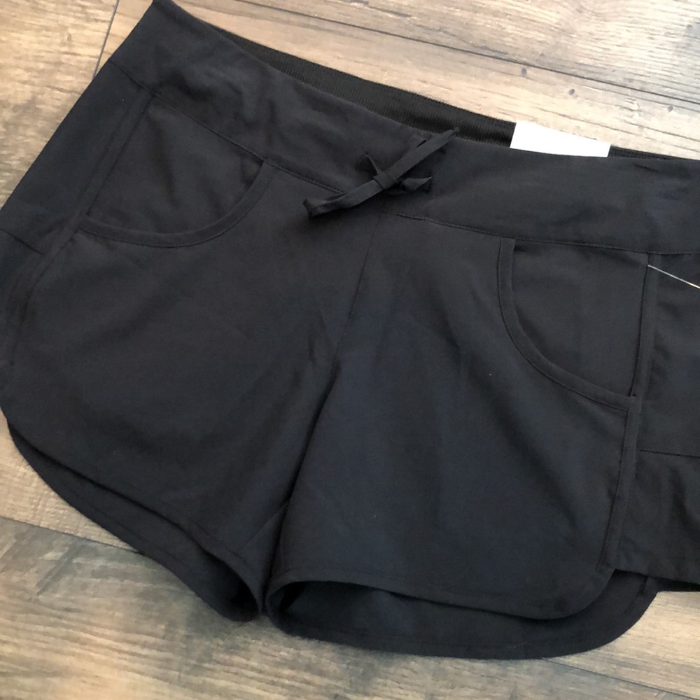 NWT! Magellan Fish Gear Caddo Lake Shorts Black